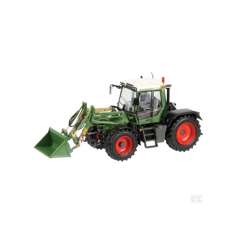 1:32 FENDT 522 Xylon c/pala