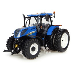 1:32 NEW HOLLAND T7.225 doble rueda trasera