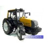 1:32 VALTRA 6850 Mezzo (orange)