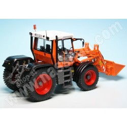 1:32 FENDT 524 Xylon con pala