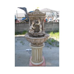 Fuente de resina Pedestal sra. niño en fuente