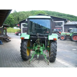 JOHN DEERE 1640 - Luna lateral