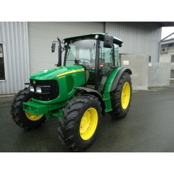 JOHN DEERE 5070M - Luna delantera