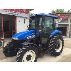 NEW HOLLAND TD95D - Luna delantera inferior izquierda