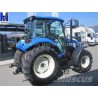 NEW HOLLAND T4.55 - Luna delantera