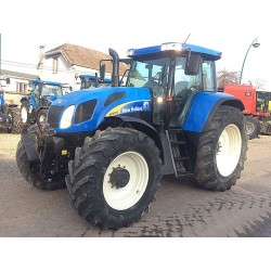 NEW HOLLAND T7520 - Luna delantera 1030