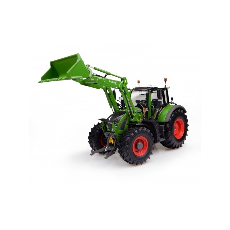 1:32 FENDT 722 con pala