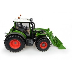 1:32 FENDT 722 con pala