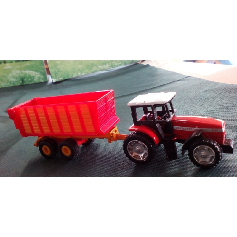 1:87 MASSEY FERGUSON 9240 con remolque ensilado rojo