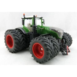 1:32 FENDT 1042 Vario Doble Rueda