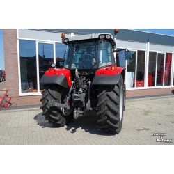 MASSEY FERGUSON 5710 SL - Luna trasera inferior