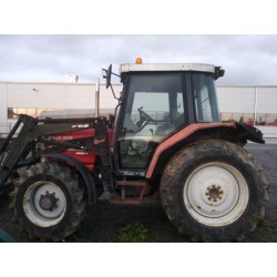 MASSEY FERGUSON 6235 - Luna puerta izquierda