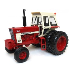 1:16 CASE IH 1066 Doble rueda trasera