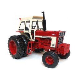 1:16 CASE IH 1066 Doble rueda trasera