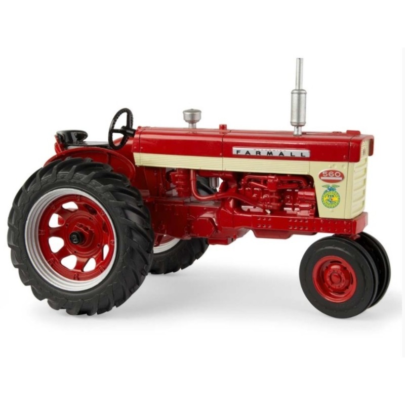 1:16 CASE Farmall 560