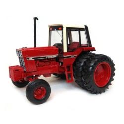 1:16 CASE IH 1486 con doble rueda trasera