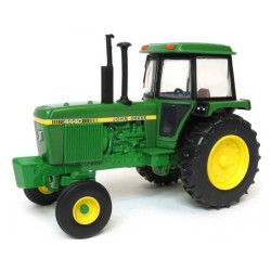 1:32 JOHN DEERE 4440