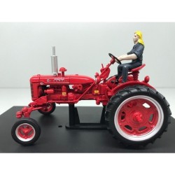 1:32 CASE Farmall C - IH