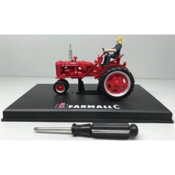 1:32 CASE Farmall C - IH