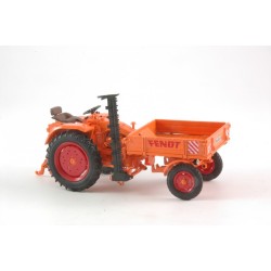 1:32 FENDT 231 GT con cajón y segadora