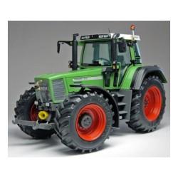 1:32 FENDT 824 Favorit