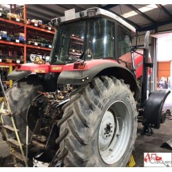 MASSEY FERGUSON 8210 - Luna trasera inferior