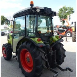 CLAAS Nexos 210 F - Luna trasera