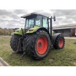 CLAAS Ares 815  - Luna trasera