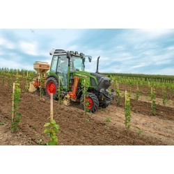 FENDT 207 F Vario S3 - Luna lateral derecha