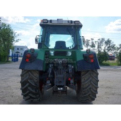 FENDT 411 Vario - Luna trasera