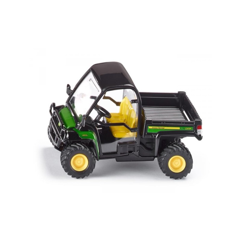 JOHN DEERE GATOR.