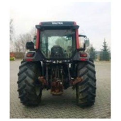 VALTRA A65 - Luna trasera