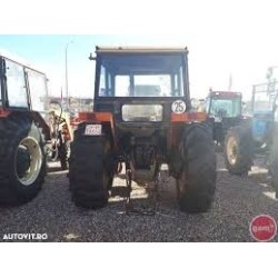 ZETOR 7011 - Luna trasera lateral