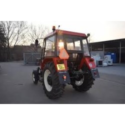 ZETOR 7011 - Luna trasera