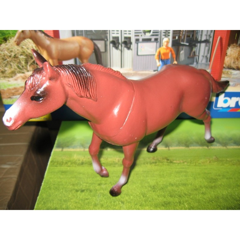 1:16 Caballo 1:12 castaño oscuro