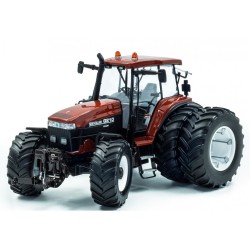 1:32 NEW HOLLAND G210 Doble rueda trasera