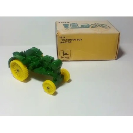 1:87 (JOHN DEERE) WATERLOO BOY Tractor 1914 (1:64)