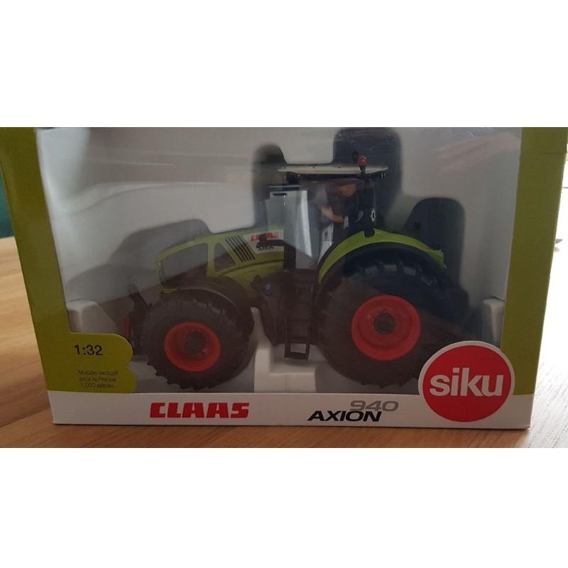 1:32 CLAAS Axion 940