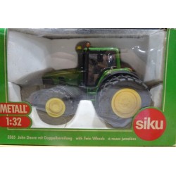 1:32 JOHN DEERE 7430 con doble rueda trasera