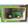 JOHN DEERE 7500 picadora de maiz.