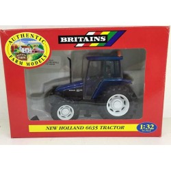 1:32 NEW HOLLAND 6635