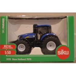 1:32 NEW HOLLAND T7070