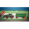 1:32 FENDT 714 con pala y remolque