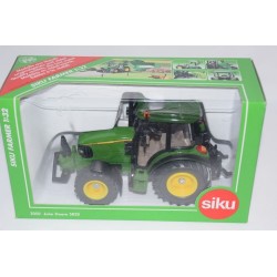 1:32 JOHN DEERE 5820