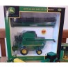 1:32 JOHN DEERE cosechadora 9880