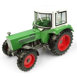 1:32 FENDT 106 S 4WD Farmer