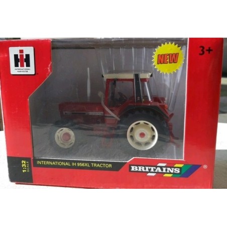 1:32 CASE IH 956XL