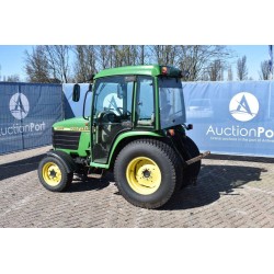 JOHN DEERE 4200 Compact - Luna trasera