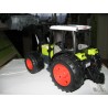 1:16 CLAAS Nectis 267 F con pala