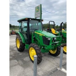 JOHN DEERE 5055E - Luna delantera móvil